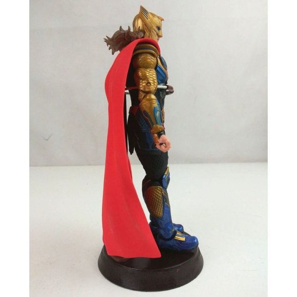 Hasbro Marvel Legends Series Love and Thunder Thor 7.25" Action Figure - Picture 2 of 6